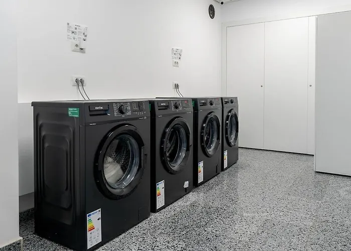 Downtown Urban W Balcony Vol 1 *