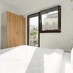 Downtown Urban W Balcony Vol 1 Apartment Bucharest