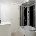 Downtown Urban W Balcony Vol 1 Apartment Bucharest