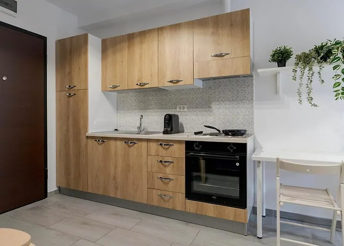 Downtown Urban W Balcony Vol 1 * Бухарест