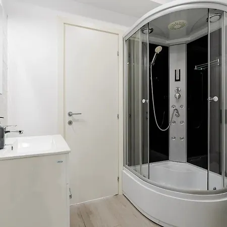 Downtown Urban W Balcony Vol 1 Apartament Bukareszt