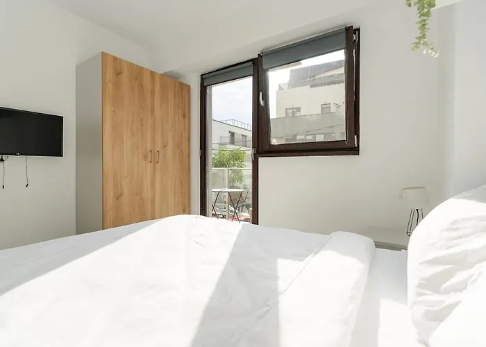 Downtown Urban W Balcony Vol 1 公寓 布加勒斯特