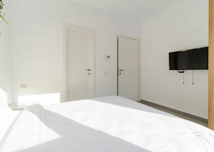 Apartament Downtown Urban W Balcony Vol 1 Bucureşti